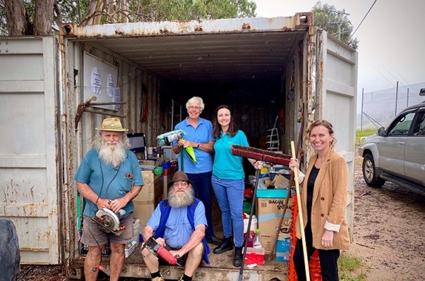 Donate tools to help bushfire victims in New South Wales